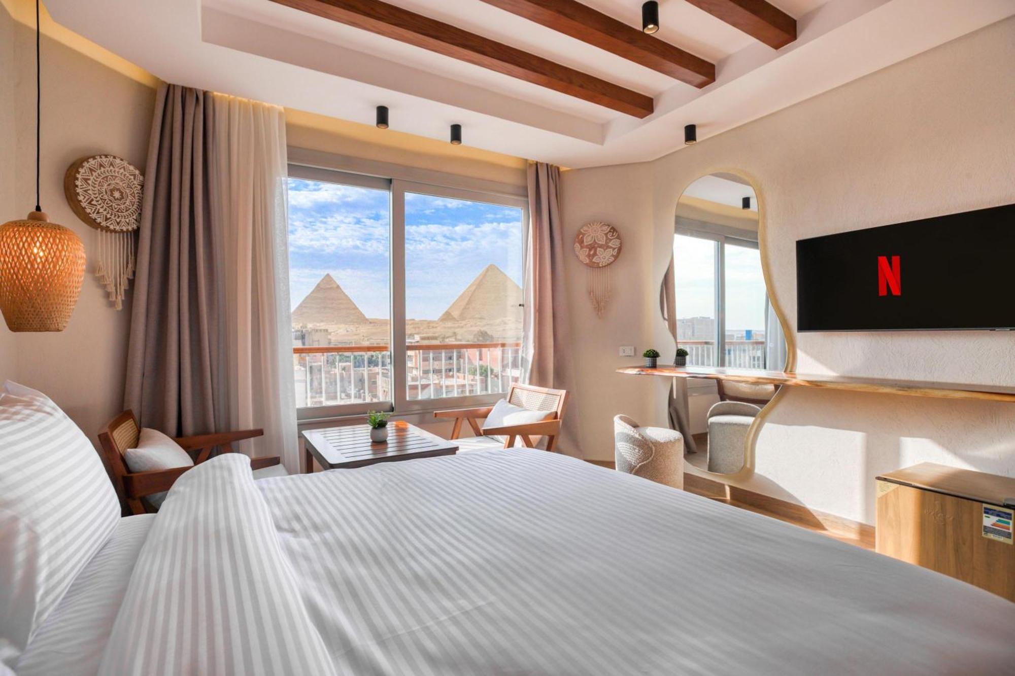 Galaxy Pyramids View Inn Kafret el-Gabal Eksteriør billede