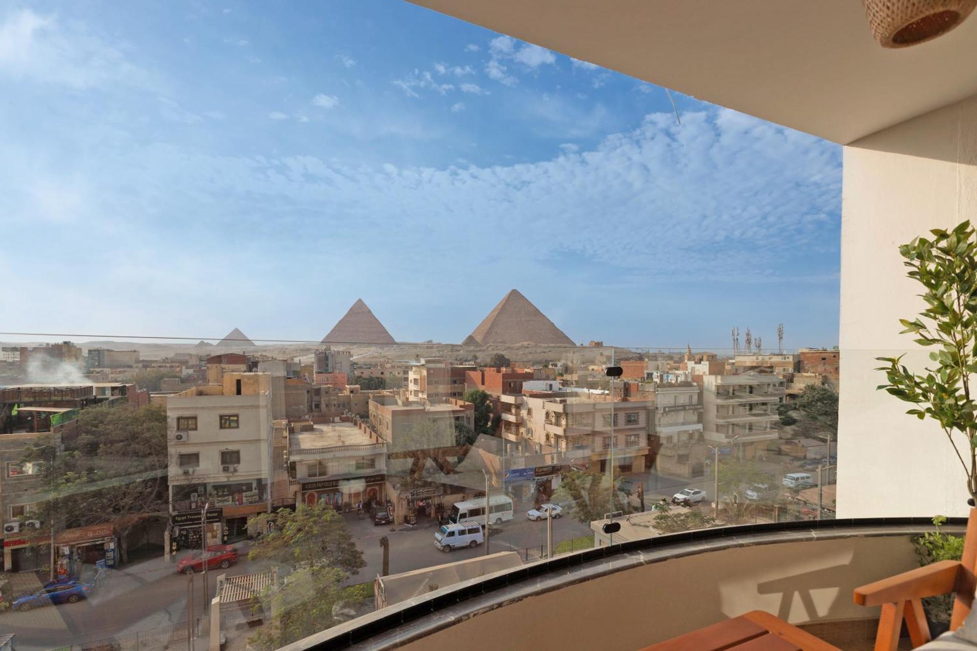 Galaxy Pyramids View Inn Kafret el-Gabal Eksteriør billede